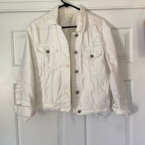 White jean jacket. American eagle